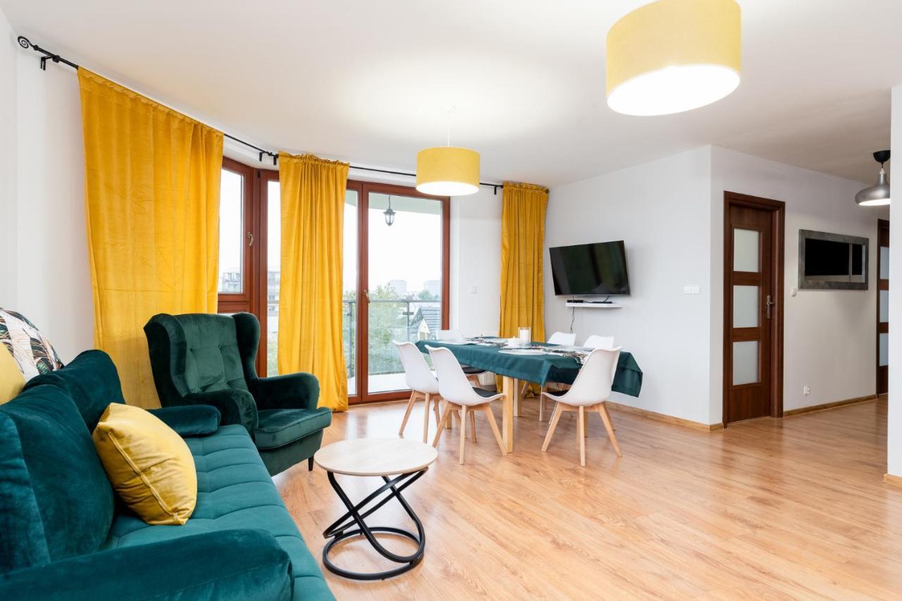 Zabiniec 2-bedroom Apartment *